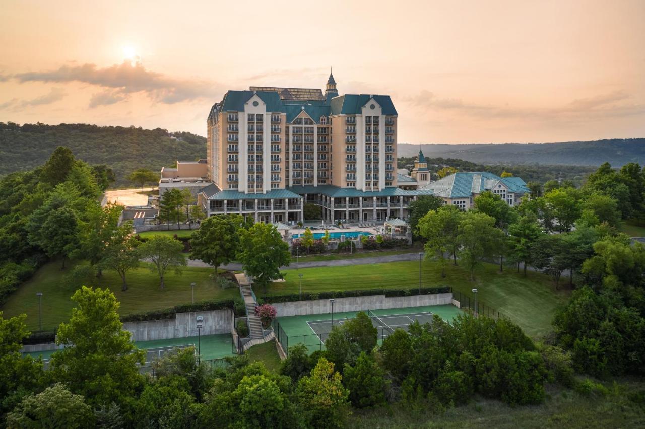 Chateau On The Lake Resort Spa And Convention Center Branson Exterior foto