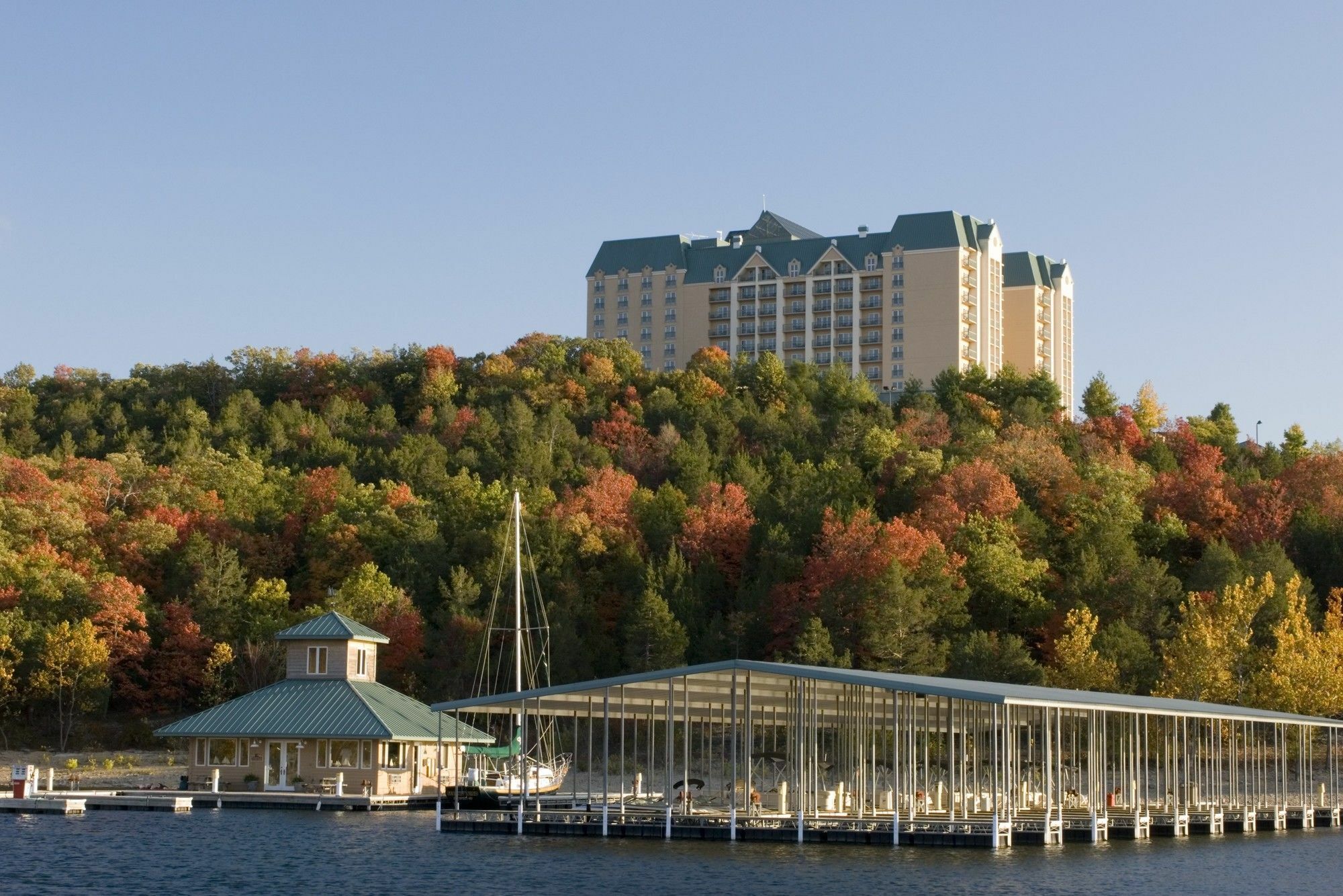 Chateau On The Lake Resort Spa And Convention Center Branson Exterior foto