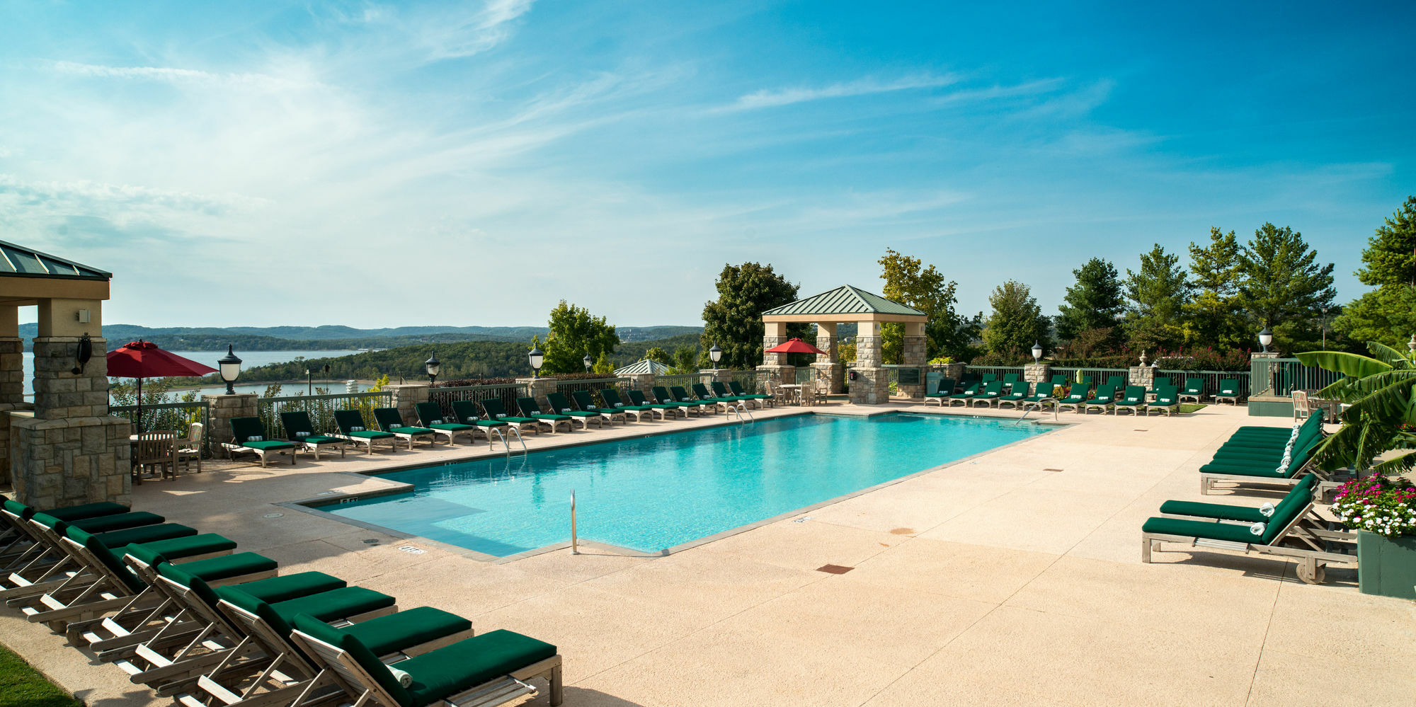 Chateau On The Lake Resort Spa And Convention Center Branson Exterior foto